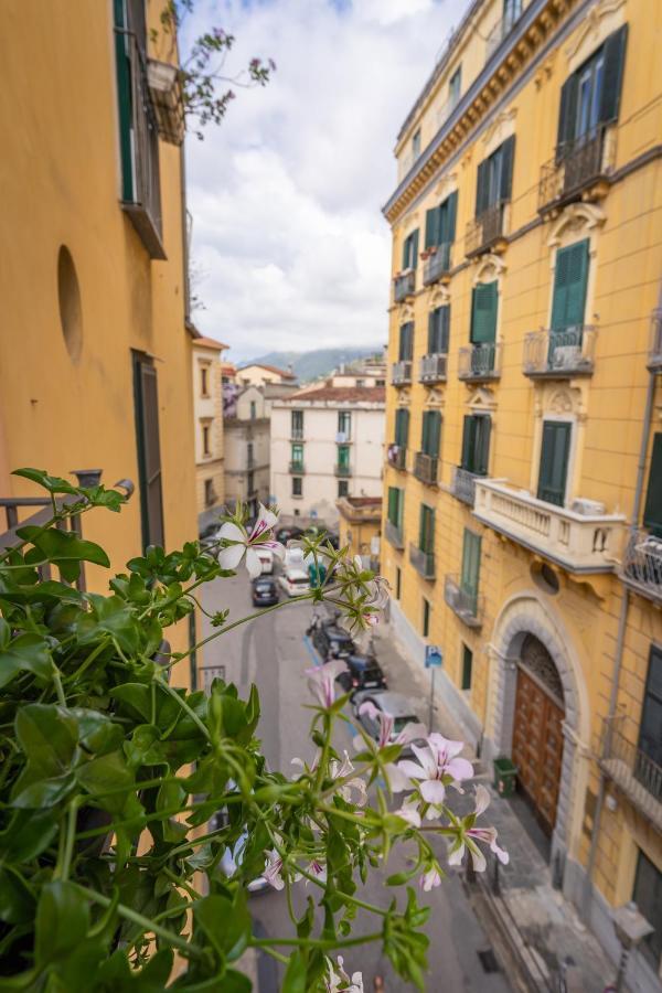 Casa Davorio Bed and Breakfast Salerno Buitenkant foto